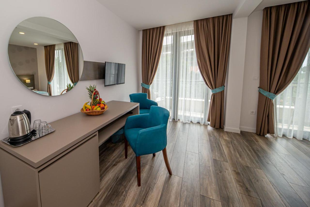 B&B Amfora Petrovac エクステリア 写真
