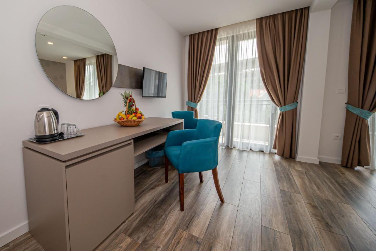 B&B Amfora Petrovac エクステリア 写真
