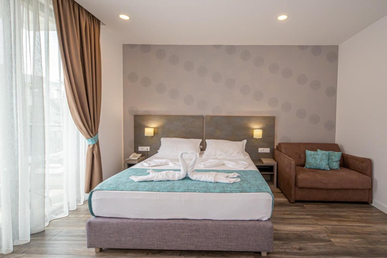 B&B Amfora Petrovac エクステリア 写真
