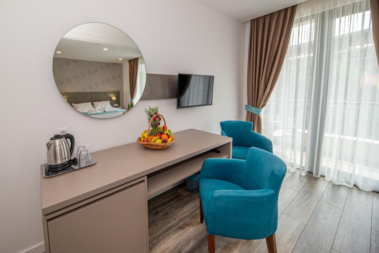 B&B Amfora Petrovac エクステリア 写真