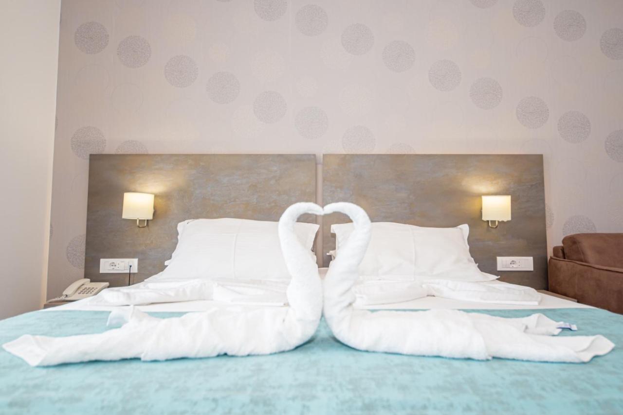 B&B Amfora Petrovac エクステリア 写真