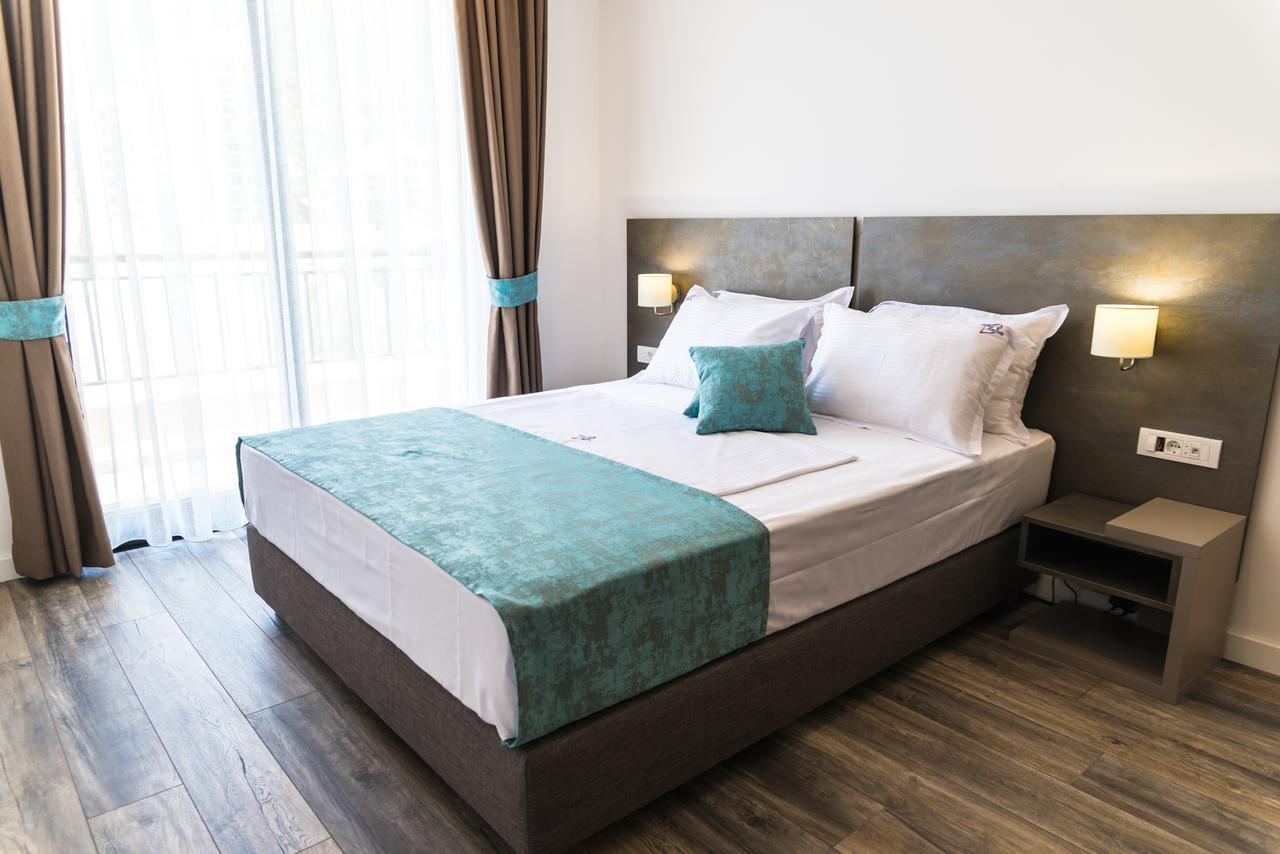 B&B Amfora Petrovac エクステリア 写真