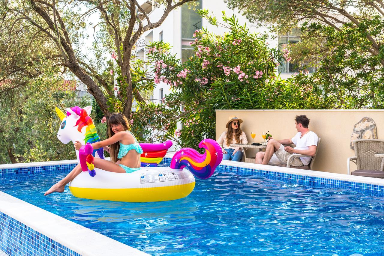 B&B Amfora Petrovac エクステリア 写真