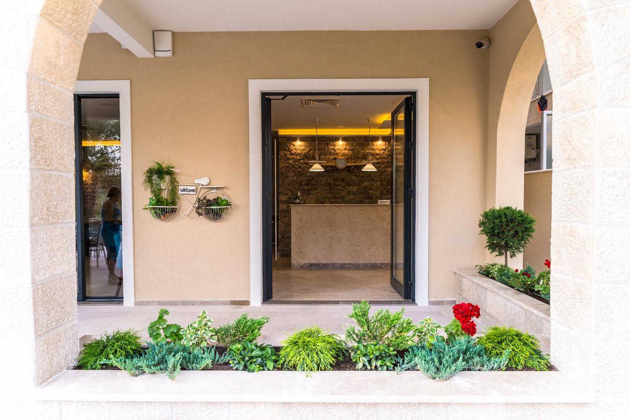 B&B Amfora Petrovac エクステリア 写真