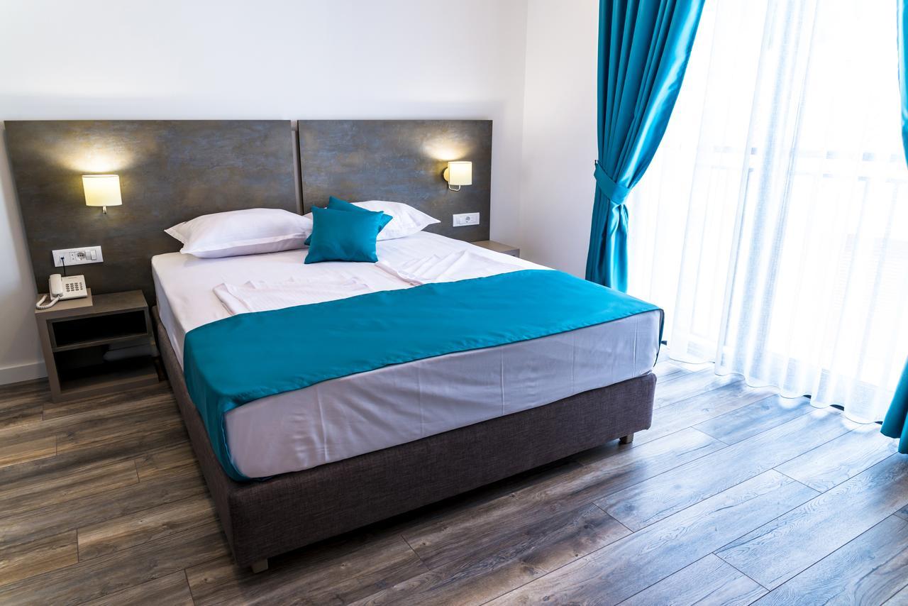 B&B Amfora Petrovac エクステリア 写真